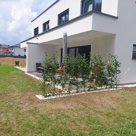 Pr Apartment Lenzing エクステリア 写真